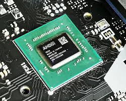 Are There Specific Motherboard Chipsets That Offer Better PWM Control?